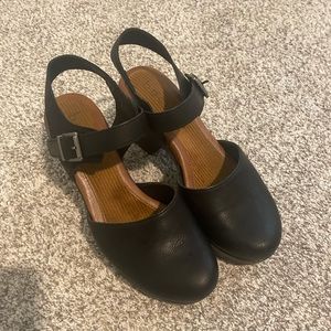 BOC black clogs